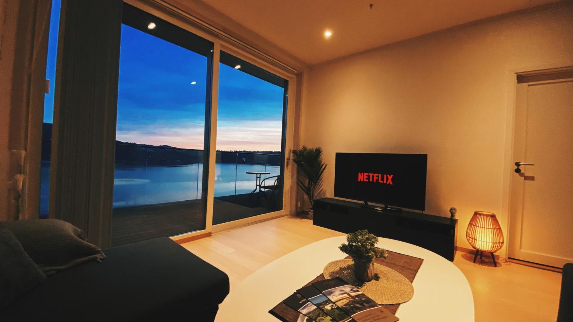 Mjos Tower Suite - Lovely Lake View Brumunddal Kültér fotó